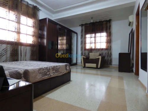 Location vacances Appartement F5 Alger Dely brahim