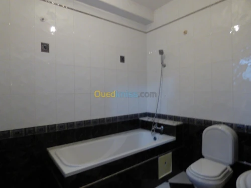 Location vacances Appartement F5 Alger Dely brahim