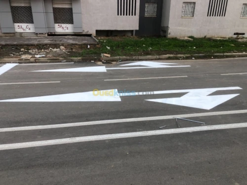 travaux de signalisation routière