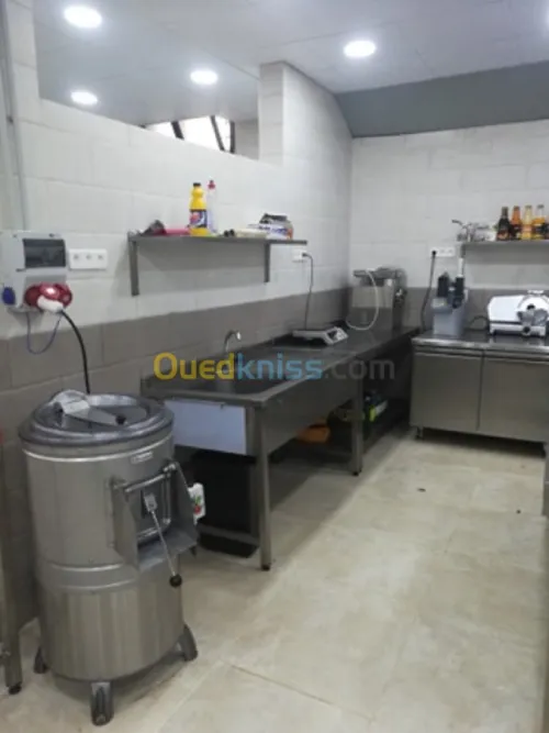 Fabricant d’inox Ou service de restaur
