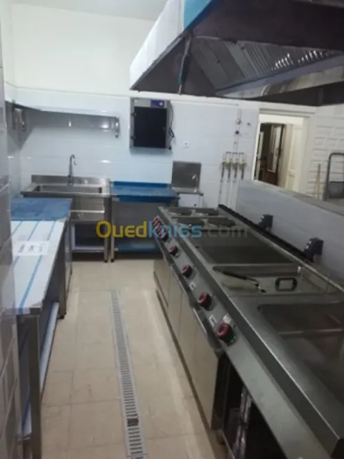Fabricant d’inox Ou service de restaur