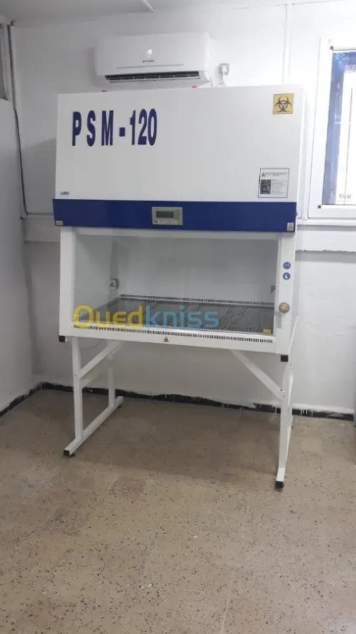Poste microbiologique PSM-120
