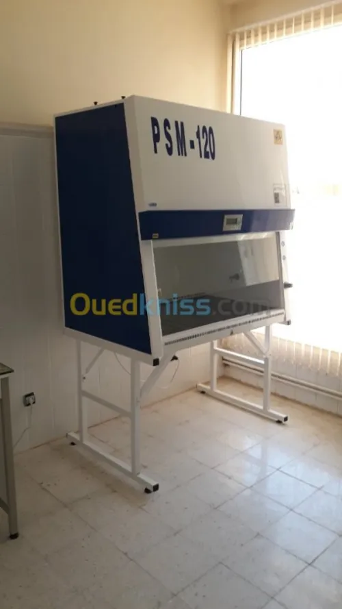 Poste microbiologique PSM-120