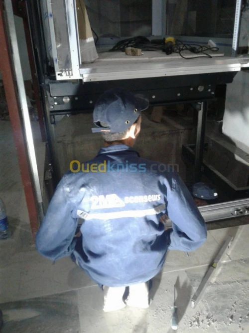 ascenseurs et appareils similaires 