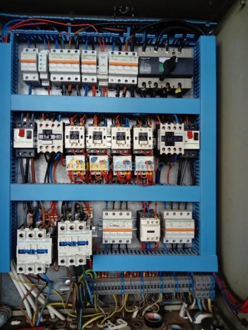 Electricien industriel et batiment 