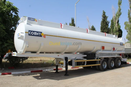 COMET SR CITERNE HYDROCARBURE A TROIS ESSIEUX 2026