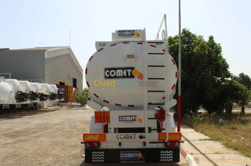 COMET SR CITERNE HYDROCARBURE A TROIS ESSIEUX 2026