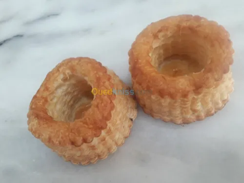 Gâteaux croissants tartes ... ect