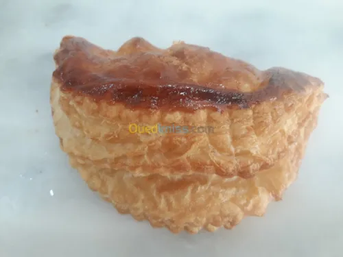Gâteaux croissants tartes ... ect
