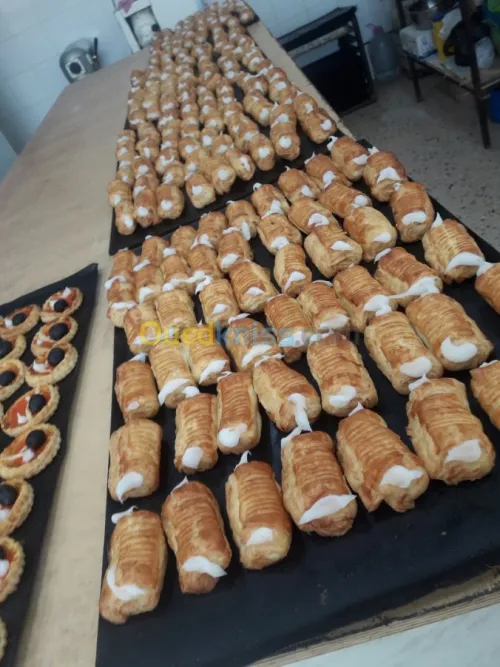 Gâteaux croissants tartes ... ect
