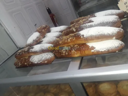Gâteaux croissants tartes ... ect