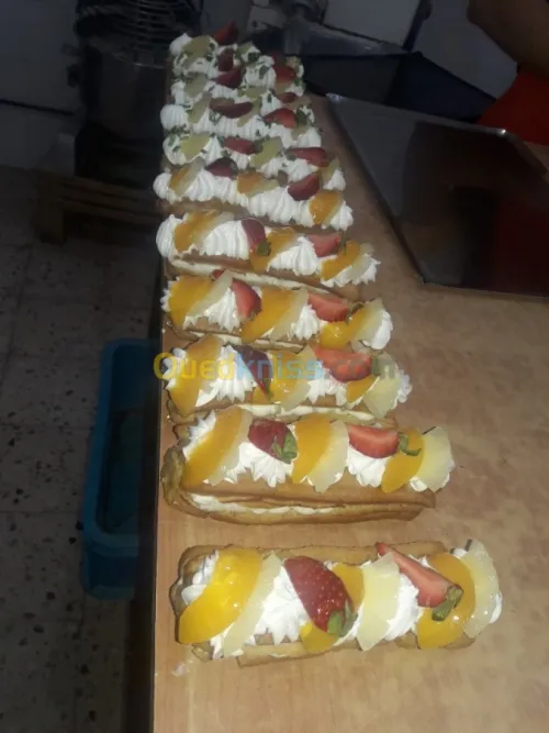 Gâteaux croissants tartes ... ect