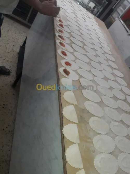Gâteaux croissants tartes ... ect