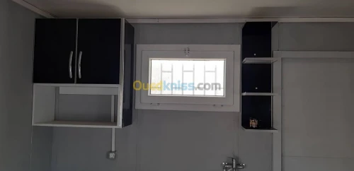 Chalets pour vacances et habitation.