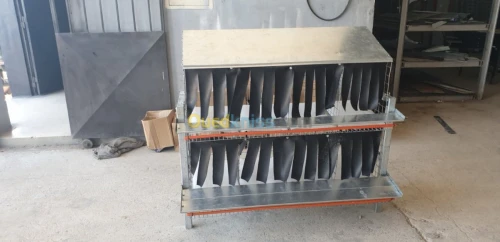 Batterie poule pondeuse et équipement 