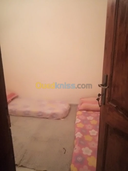 Location vacances Appartement F3 Chlef Tenes