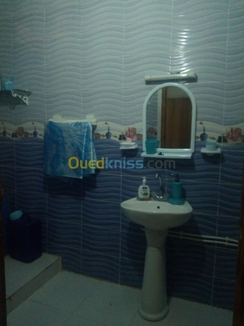 Location vacances Appartement F3 Chlef Tenes