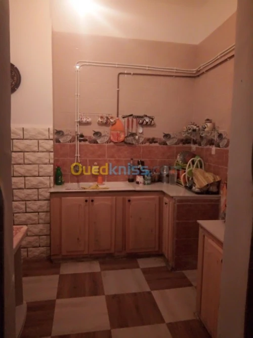 Location vacances Appartement F3 Chlef Tenes