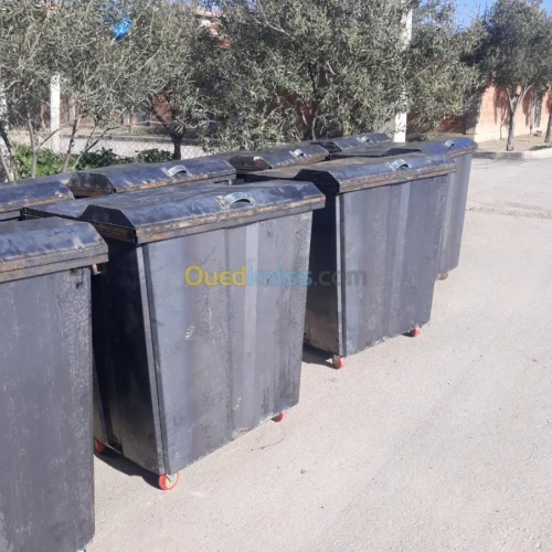 حاويات النفايات   (حديد  .. قلفنيزي )