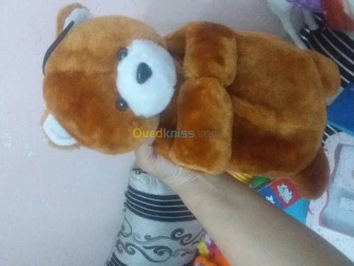 Des hochet et jouet de marque