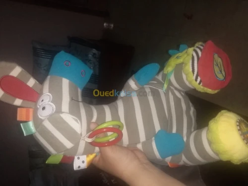 Des hochet et jouet de marque