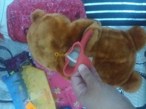 Des hochet et jouet de marque