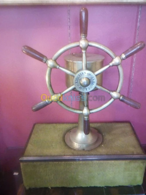 Barre de navigation de yacht en laiton et bois John Hastie and Co Greenock LIQUIDATION
