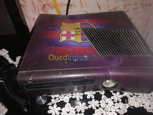 XBOX360 250GO 21 JEUX TRES BON ETAT