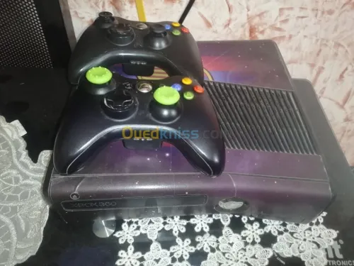 XBOX360 250GO 21 JEUX TRES BON ETAT