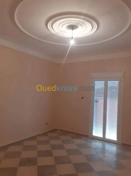 Location Appartement F4 Medea Berrouaghia