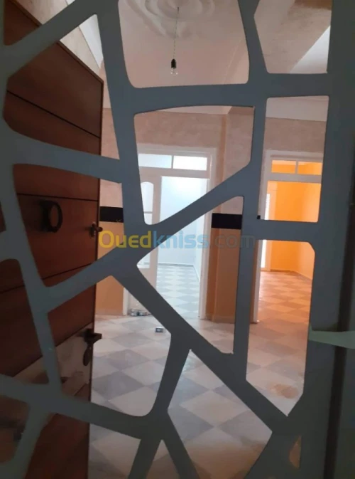 Location Appartement F4 Medea Berrouaghia