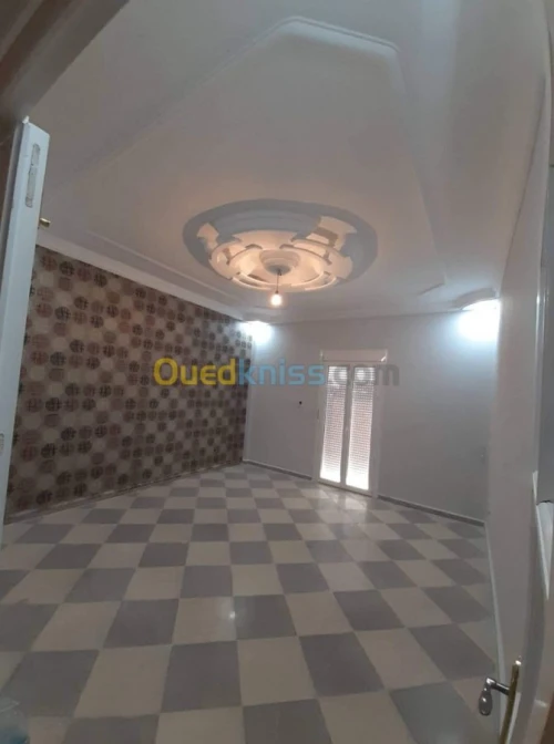 Location Appartement F4 Medea Berrouaghia