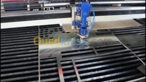 Machine CNC Laser pour métal 