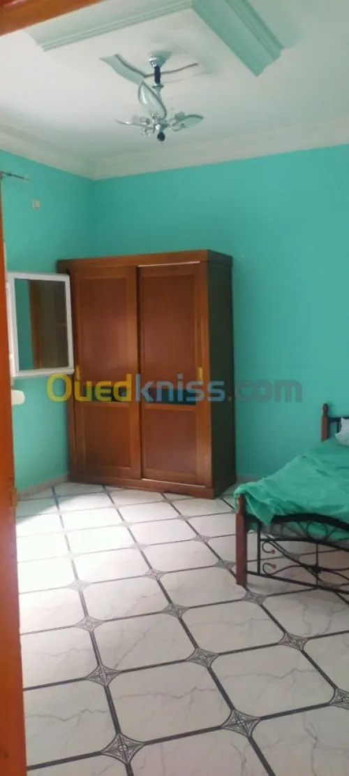 Location vacances Appartement F3 Mostaganem Mostaganem