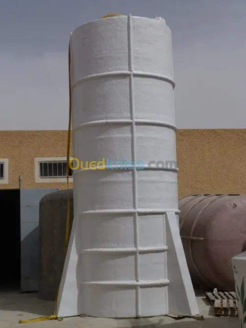 citerne fibre de verre et résine (PRV)