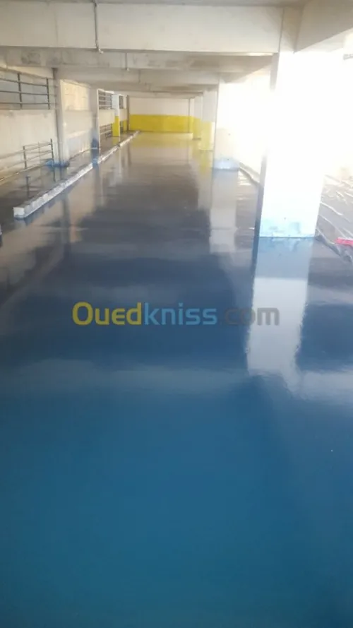 Resine epoxy et étanchéité liquide