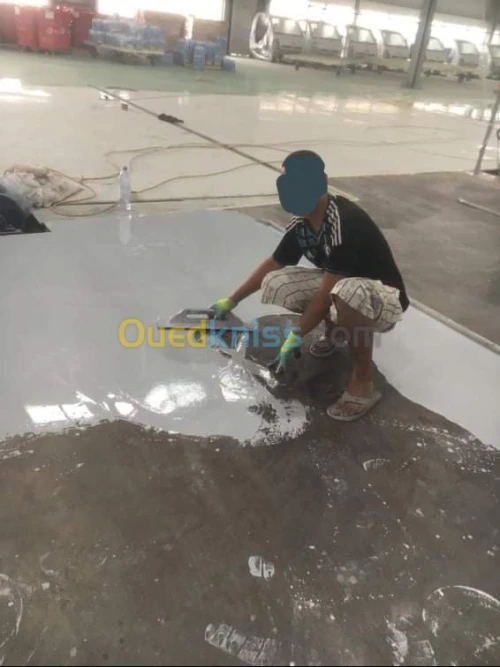 Resine epoxy et étanchéité liquide