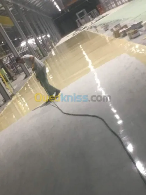 Resine epoxy et étanchéité liquide