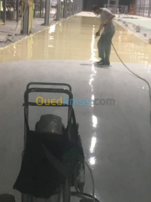 Resine epoxy et étanchéité liquide