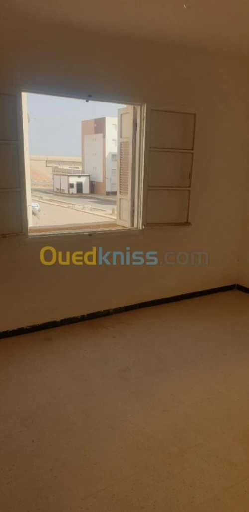 Vente Appartement F3 Ain defla Khemis miliana