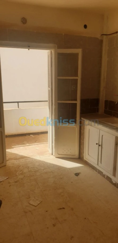 Vente Appartement F3 Ain defla Khemis miliana