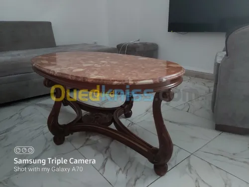 Table de marbre طاولة رخام 
