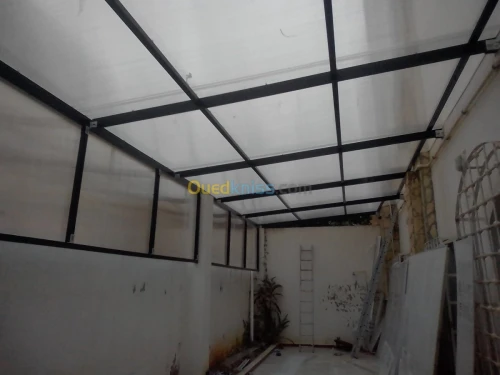 Polycarbonate 