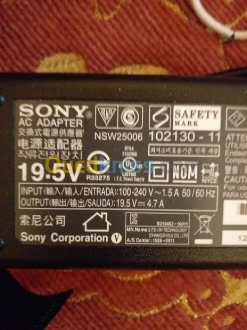 chargeur laptop sony 12.5 V d'origine