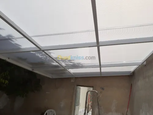 Polycarbonate 