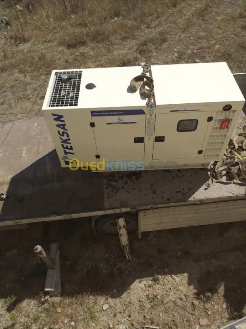 Groupe Eléctrogéne 22 kva PERKINS -10%