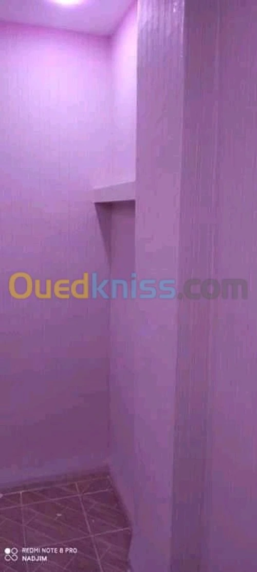 Papier peint et gerflex