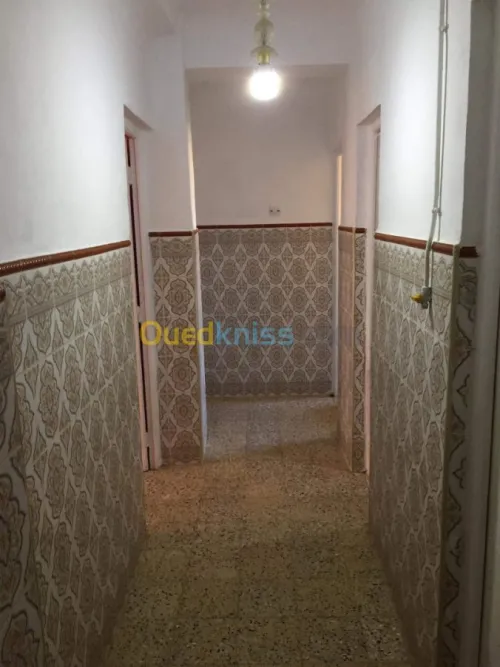 Vente Appartement F4 Saida Saida