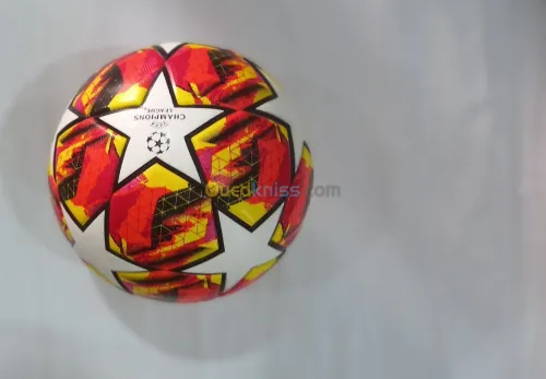 Ballon foot PUMA, Adidas, DERBYSTAR