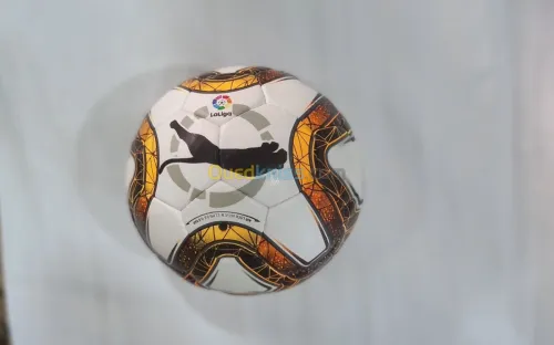 Ballon foot PUMA, Adidas, DERBYSTAR